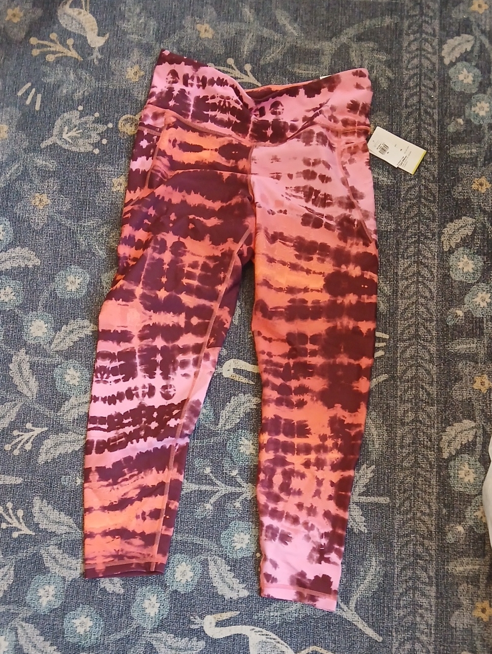 Old Navy Pink & Maroon Tie-Dye Leggings